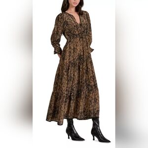 NWT ELAN V Neck Dress, Size XS